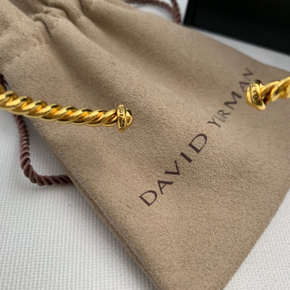 All gold open Bracelet - Picture 3 of 4